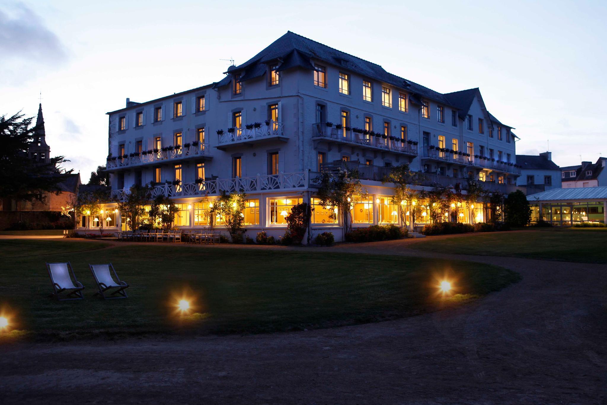 Le Grand Hotel Des Bains & Spa - Bretagne Locquirec Exteriér fotografie